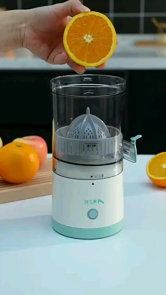 Presse-Agrumes électrique sans Fil de chez CIRTUS JUICER™